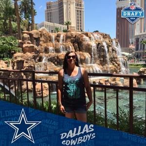 Meet your Posher, Laura